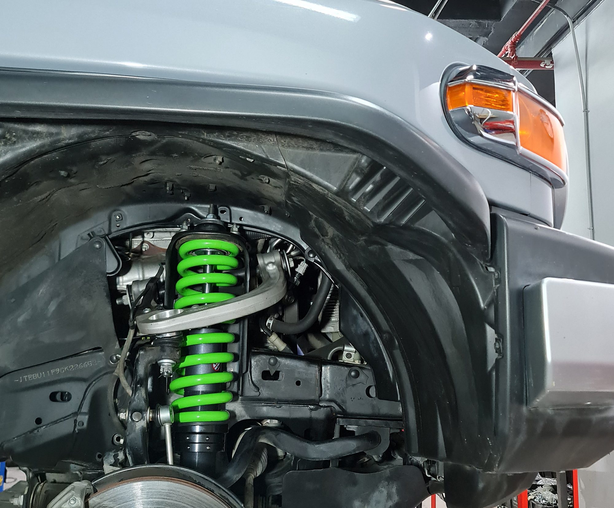 LC200 UPPER CONTROL ARMS