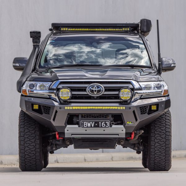 LC200 RAID BULL BAR