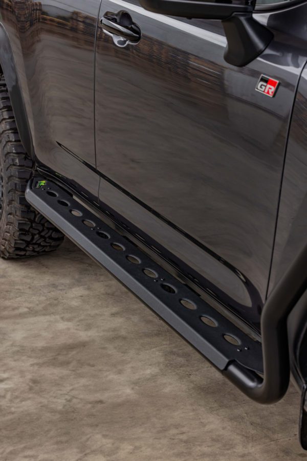 LC300 PREMIUM STEEL SIDE STEP