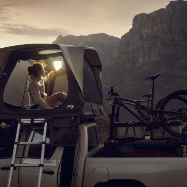 Dometic TRT 140 AIRInflatable rooftop tent