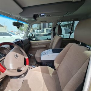 LC71/LC76/LC79 DOUBLE CAB ROOF CONSOLE