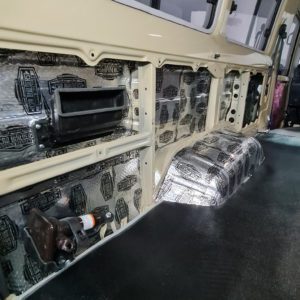 TROOPY FLOOR PAN 1/4 & DOORS W/ CARGO MAT PREMIUM PACK