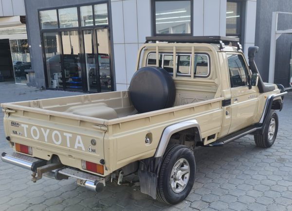 LC79 SC PICKUP (752mm) SLIMLINE II ROOF RACK KIT