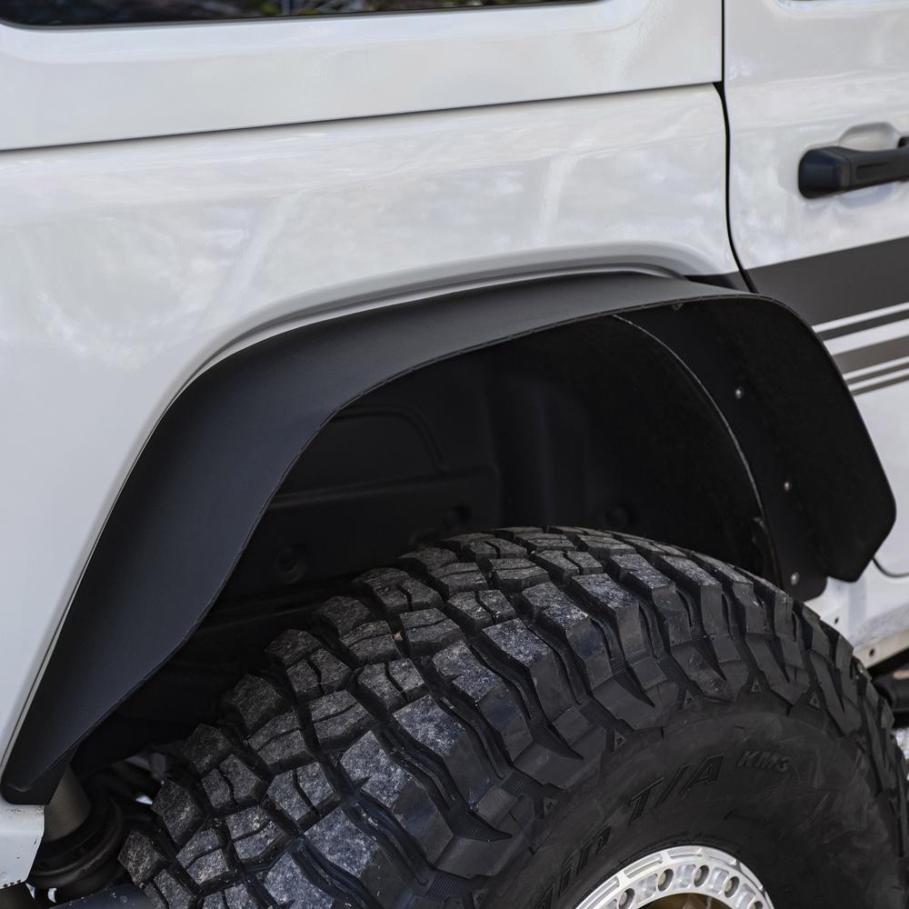 JL 4 Dr XRC FRONT AND REAR FLAT FENDER FLARE SET