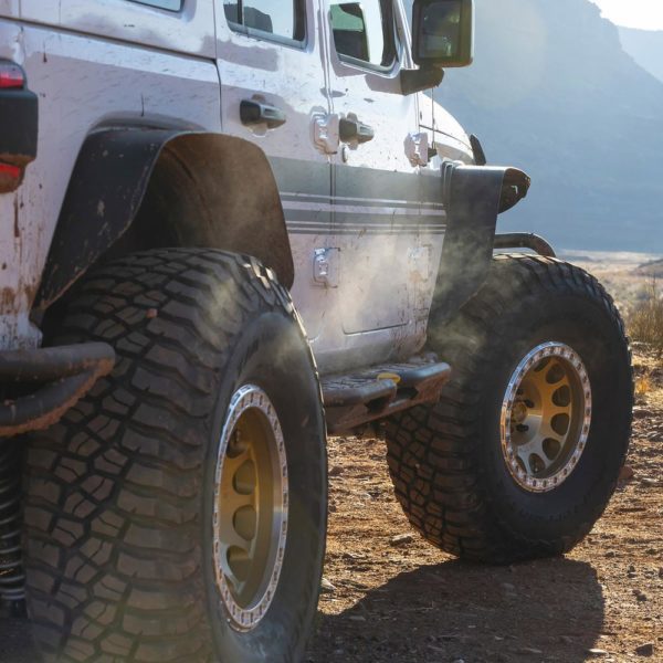 JL 4 Dr XRC FRONT AND REAR FLAT FENDER FLARE SET