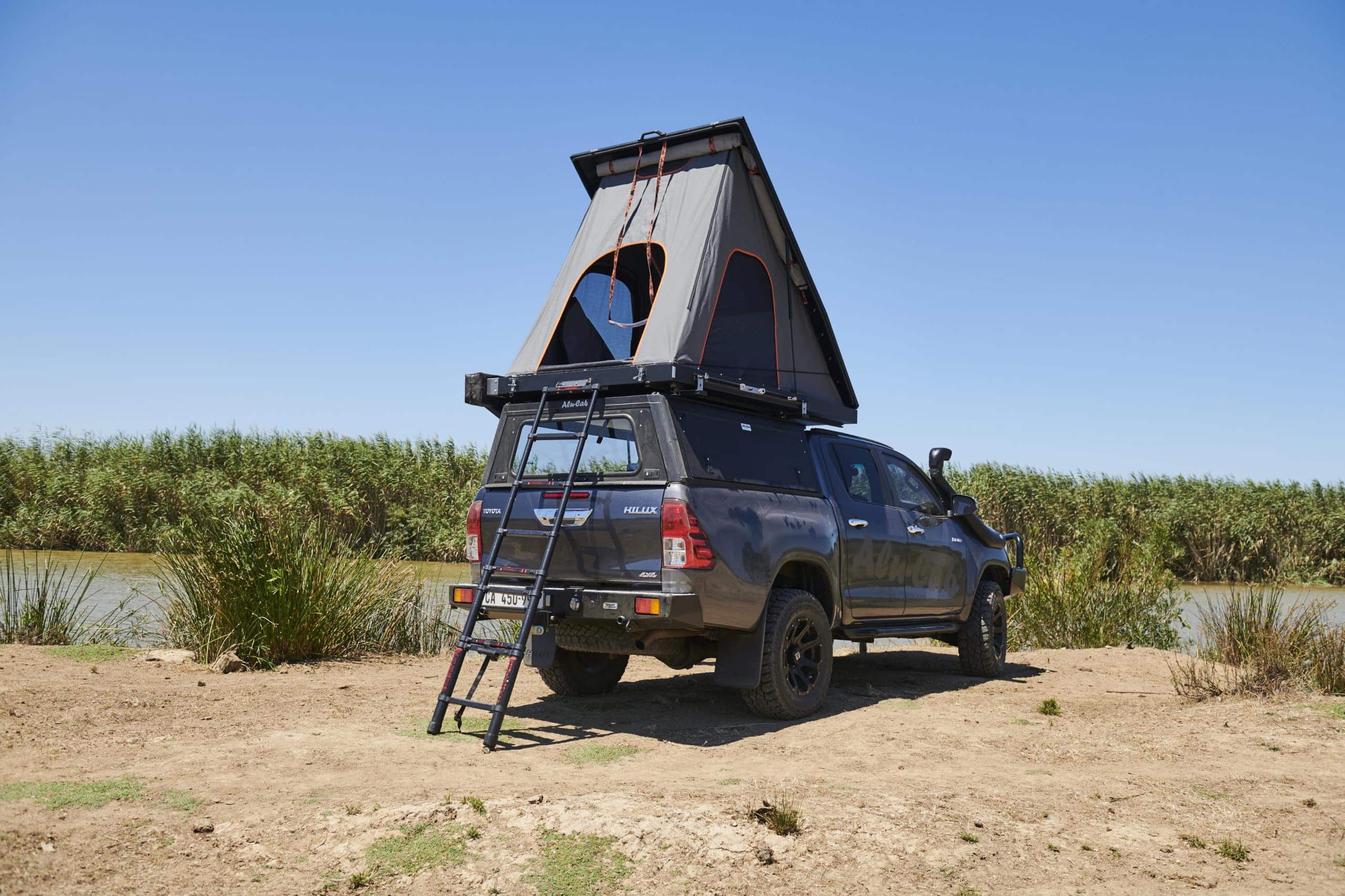 LT-50 Lightweight Tent Weekender