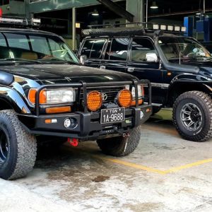TOYOTA LC80 / LEXUS LX450 DELUXE BULL BAR
