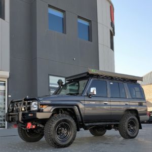TOYOTA LC71/LC76/LC78/LC79 2007+ PREMIUM DELUXE BULL BAR