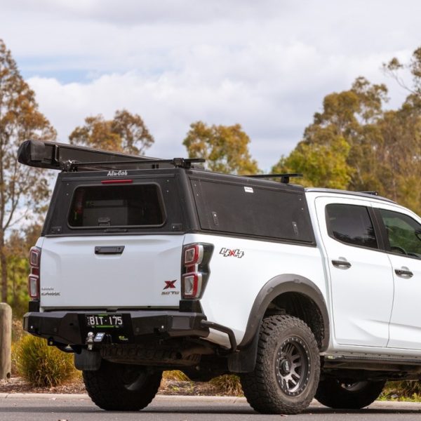 ISUZU D-MAX 2020+ REAR PROTECTION TOW BAR