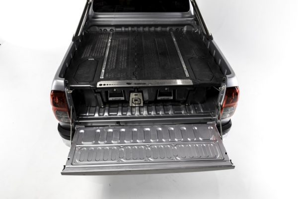 HiLux Revo Double-Cab 2015+ DECKED DRAWER SYSTEM Legacy