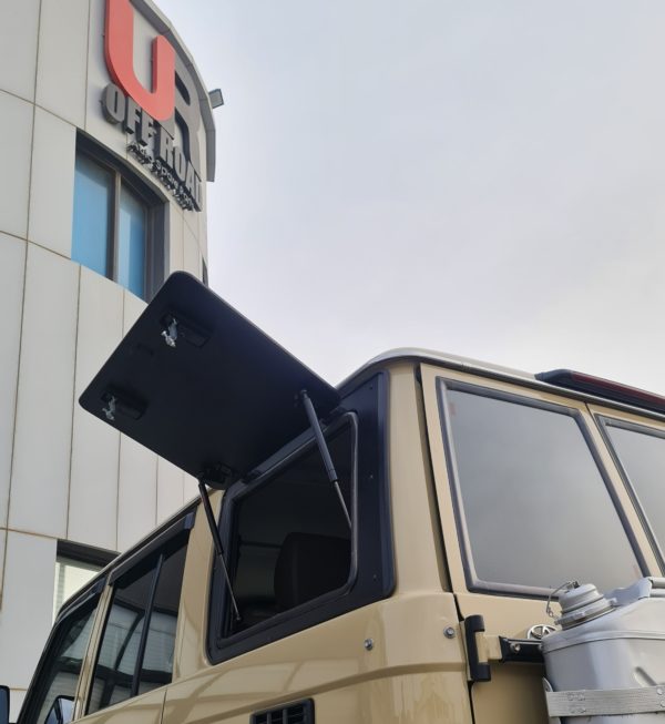 LC76 GULLWING WINDOW