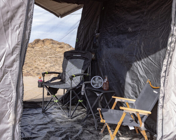 Room DeltaWing 180° Awning