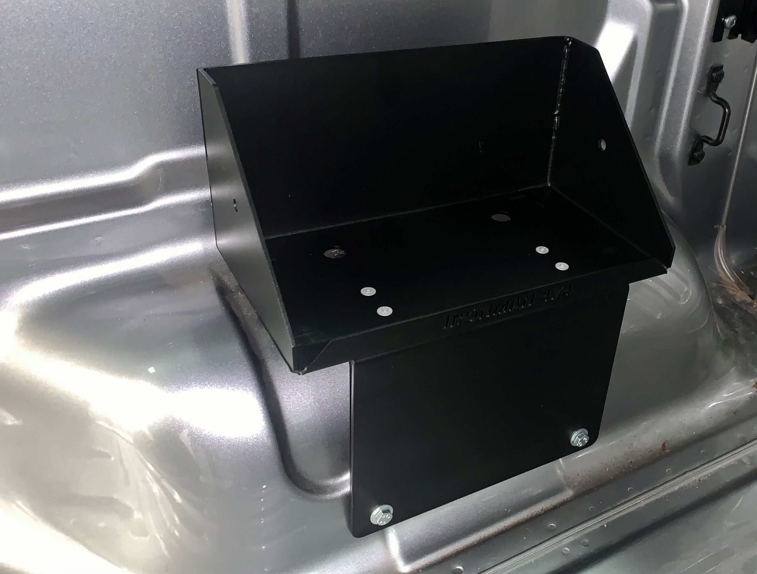 UNIVERSAL FIT BATTERY TRAY FOR UTE TUBS