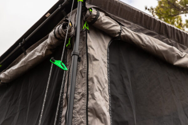 DELTAWING 90° AWNING ROOM