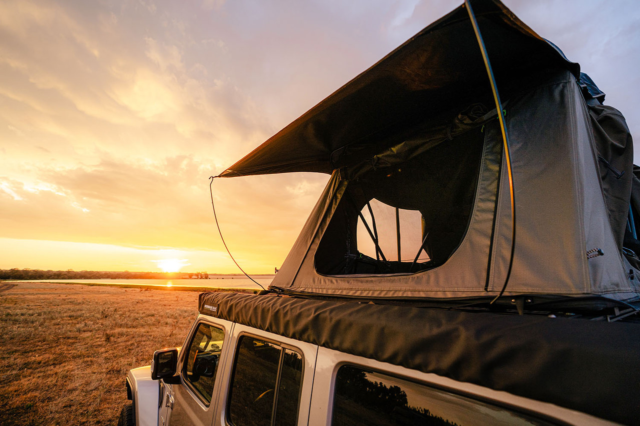 CROSS 1200 ROOFTOP TENT