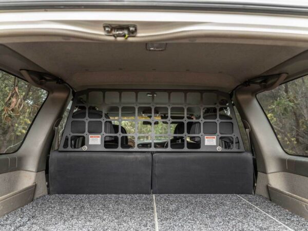 Y61 GU Light Cargo & Pet Barrier