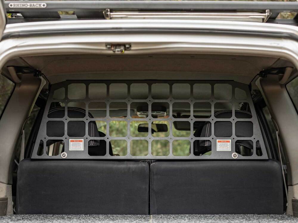 Y61 GU Light Cargo & Pet Barrier