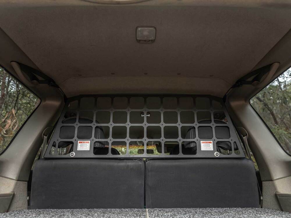 Y61 GU Light Cargo & Pet Barrier