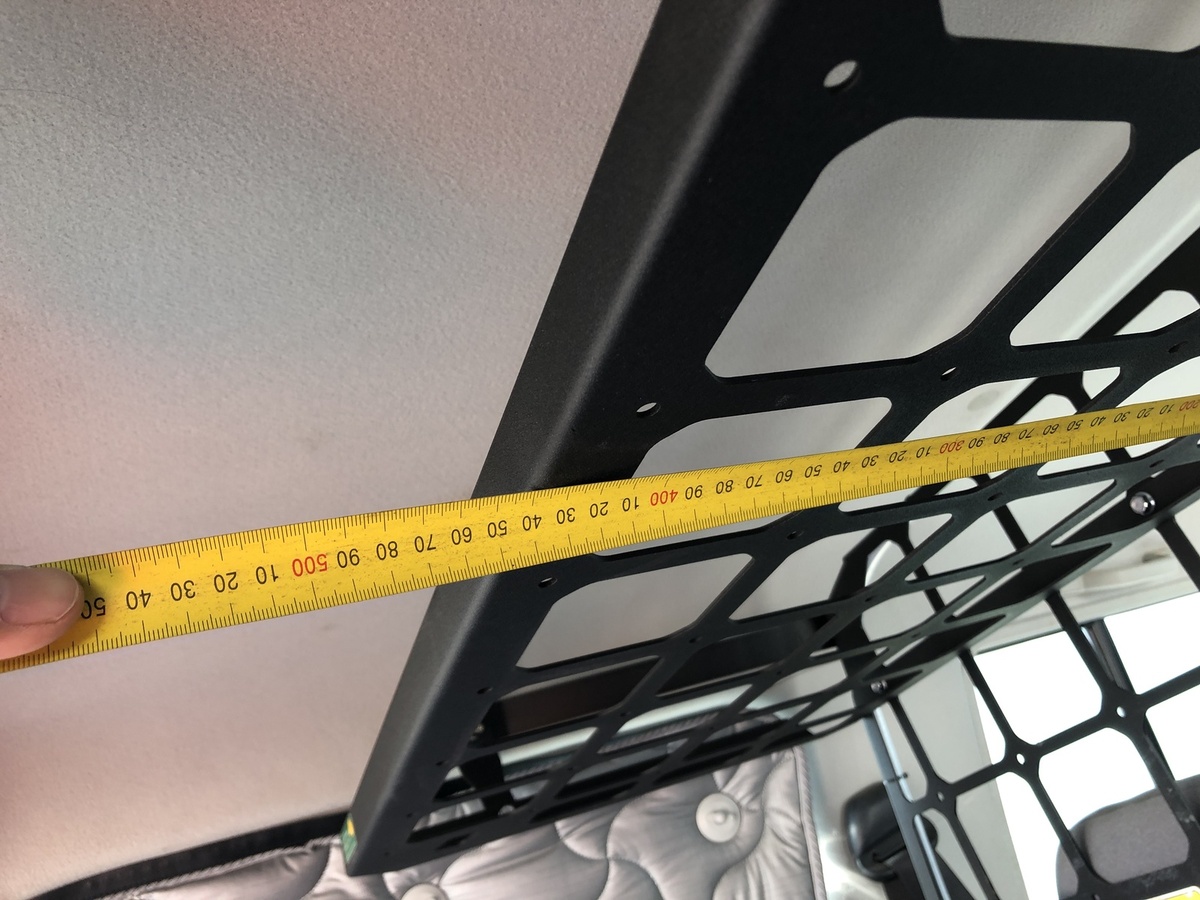 LC76 Barrier Shelf