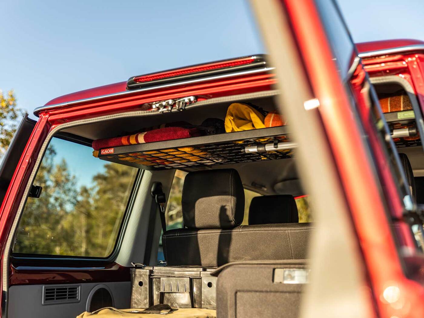 LC76 Standalone Rear Roof Shelf