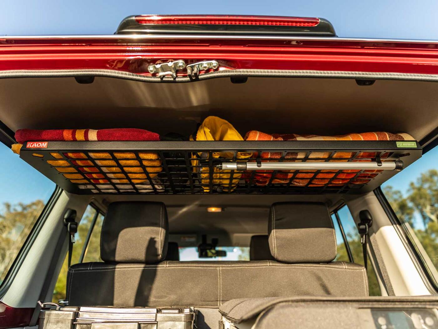 LC76 Standalone Rear Roof Shelf