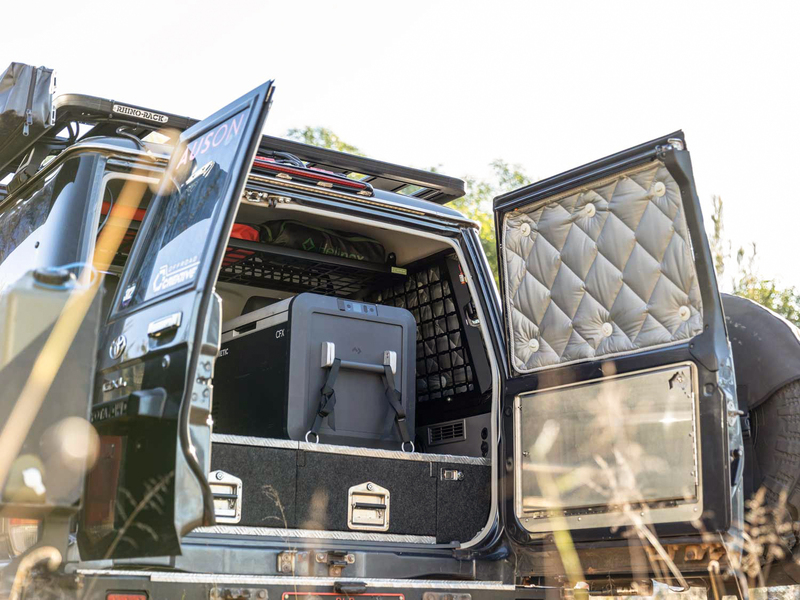 LC76 Side Molle Panels