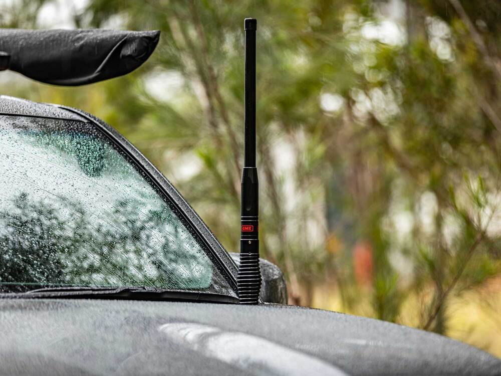 Bonnet Hinge Antenna Mount to suit Toyota LandCruiser LC300