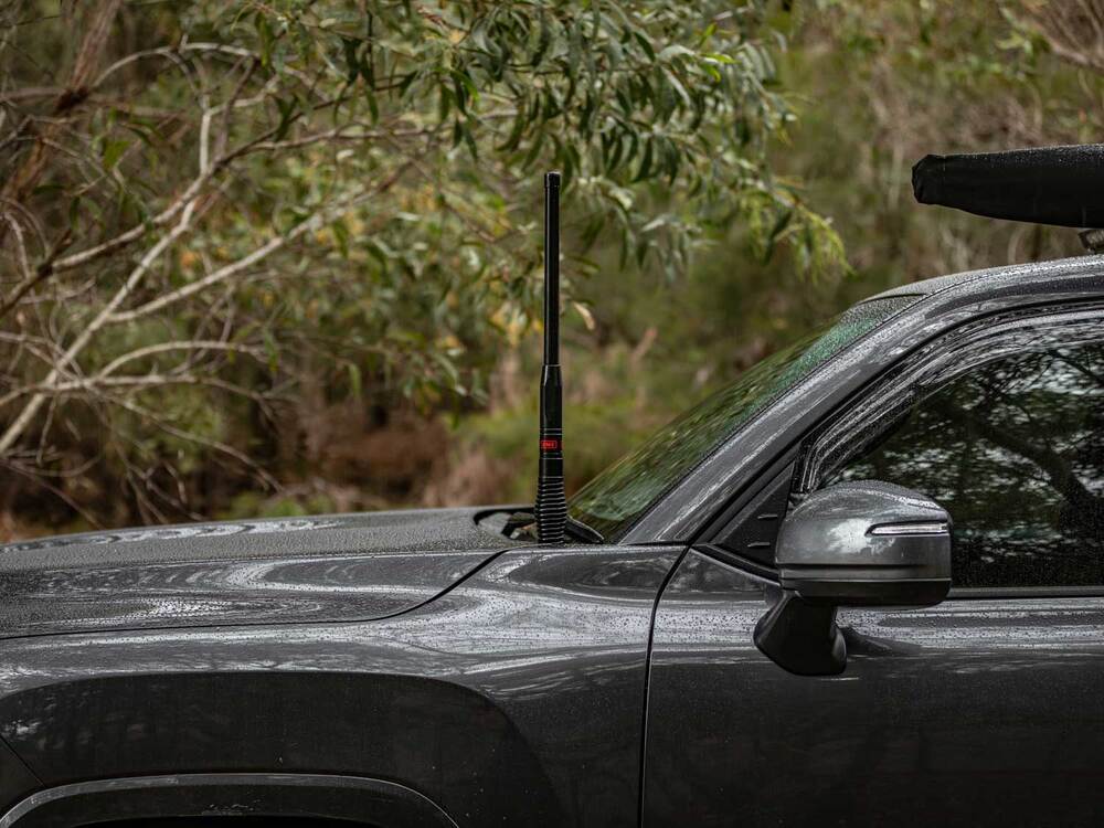 Bonnet Hinge Antenna Mount to suit Toyota LandCruiser LC300
