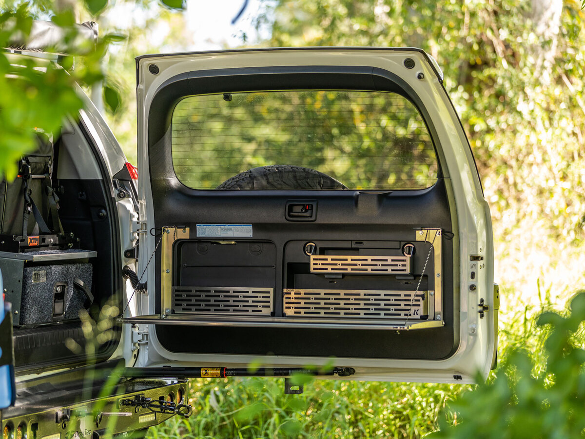 Prado150/GX460 Rear Door Utensil Cage [Natural Stainless]