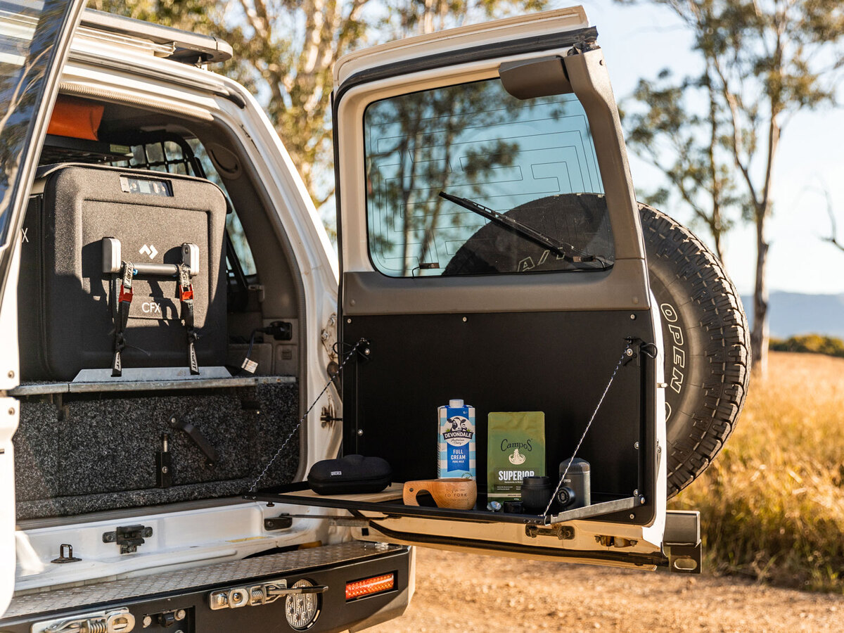 Y61 GU Rear Door Drop Down Table & Door Cards