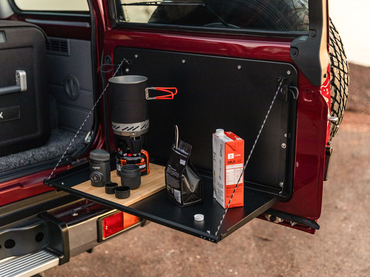 LC70 Rear Door Drop Down Table & Door Cards