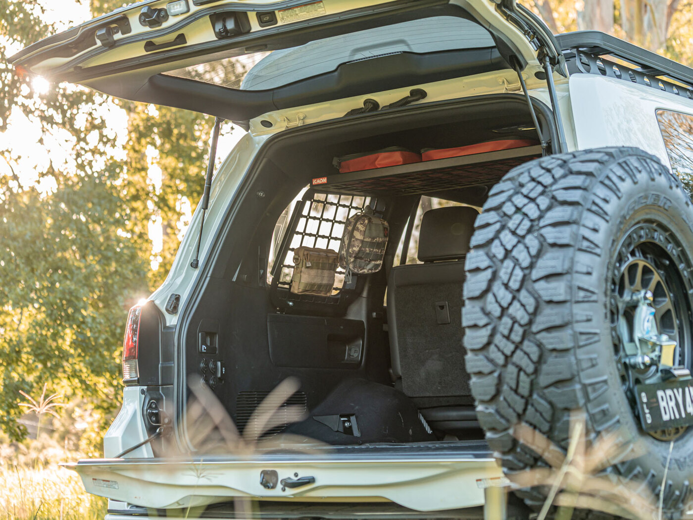 Standalone Rear Roof Shelf to suit Toyota LandCruiser LC200 [With Large Side Molle Panels]