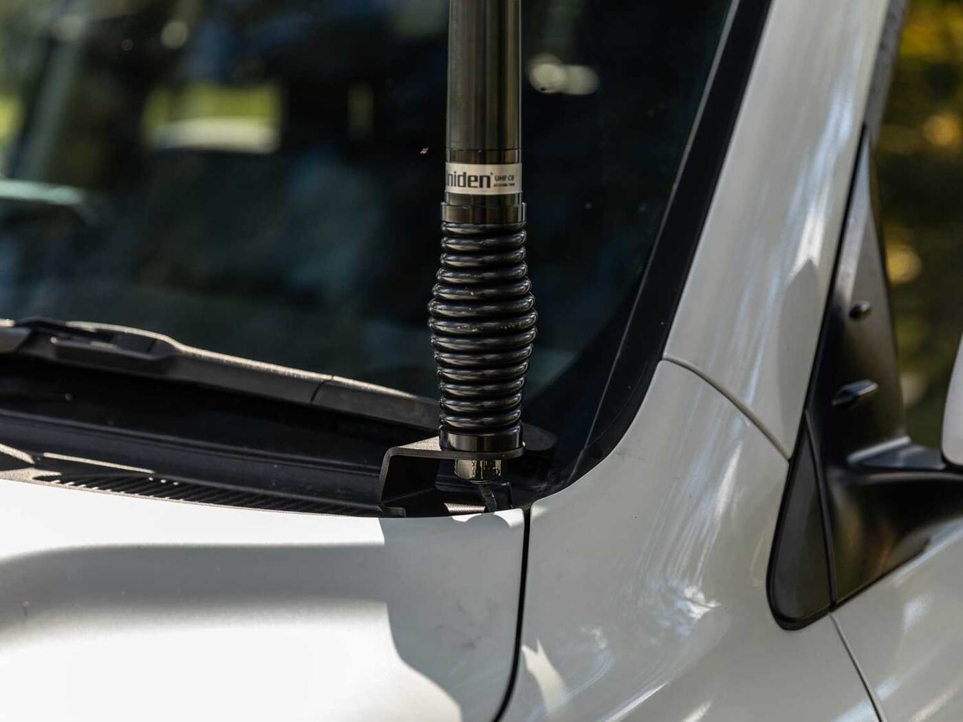 Bonnet Hinge Antenna Mount to suit Toyota LandCruiser LC200 (2016-2021 Models)