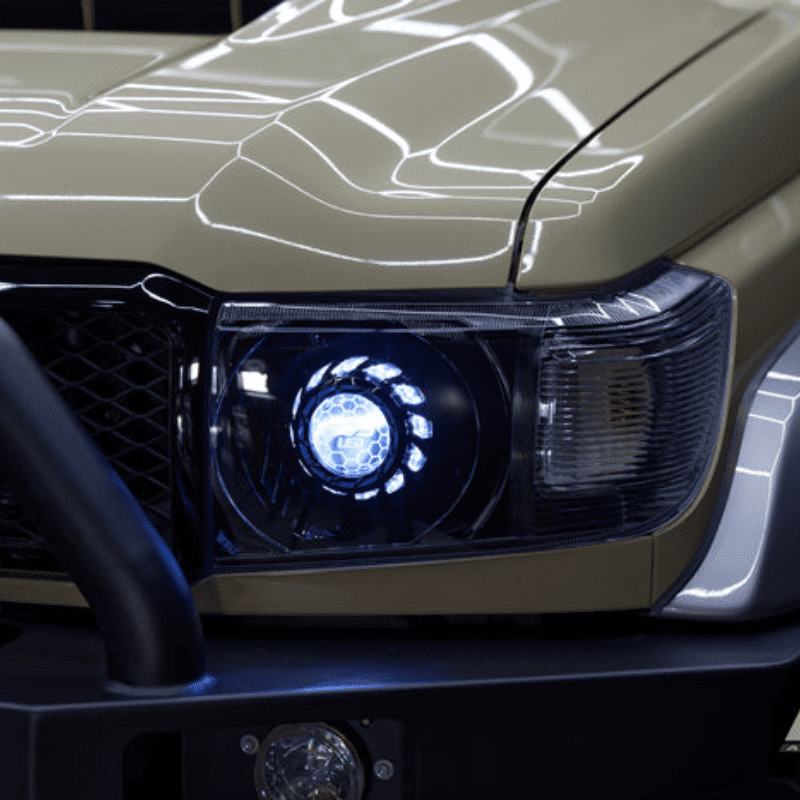 LC70/LC71/LC76/LC78/LC79 Black LED Headlights White Halo Clear Lens