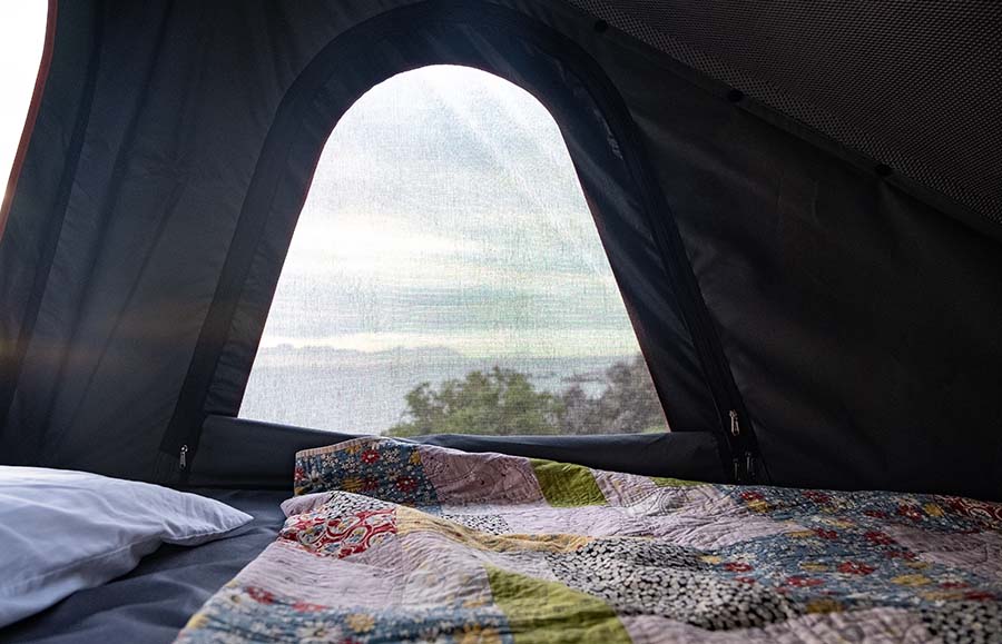 LT-50 LIGHTWEIGHT ROOFTOP TENT