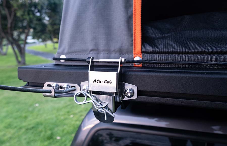 LT-50 LIGHTWEIGHT ROOFTOP TENT