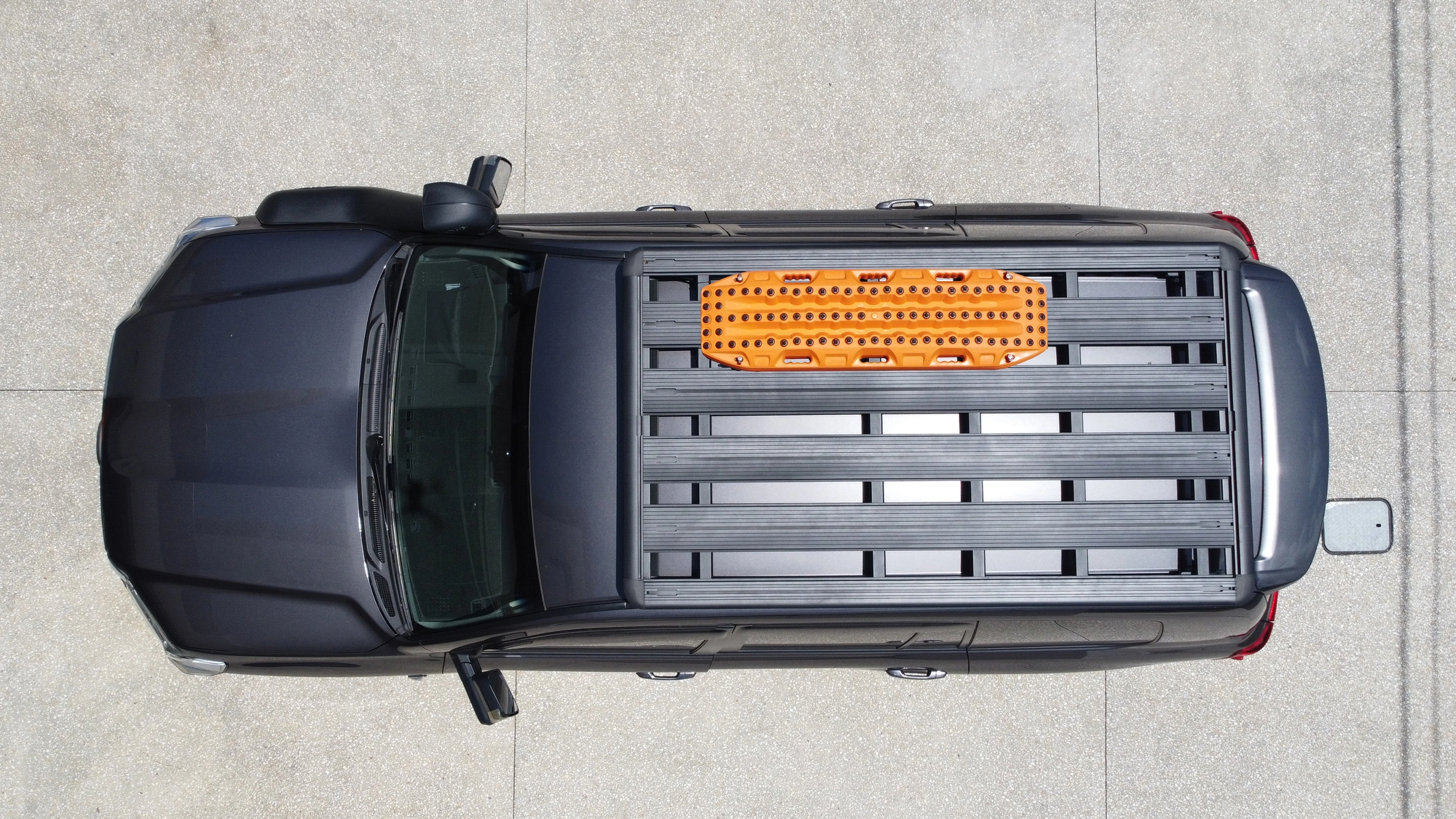 MAXTRAX Xtreme Flat Rack Mount