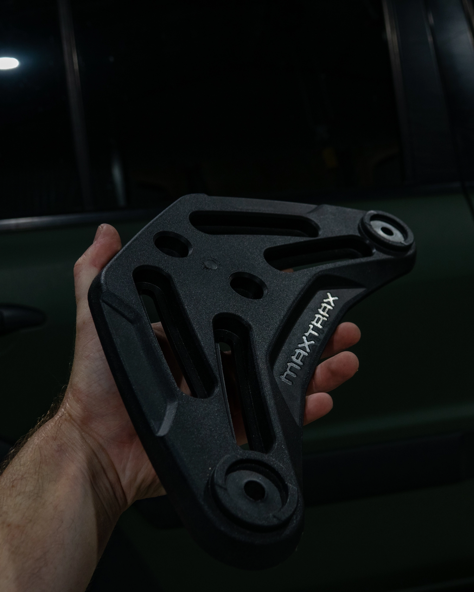 MAXTRAX Xtreme Flat Rack Mount