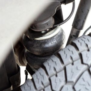 SILVERADO / SIERRA 2500HD STANDARD HEIGHT AIR SUSPENSION HELPER KIT FOR LEAF SPRINGS