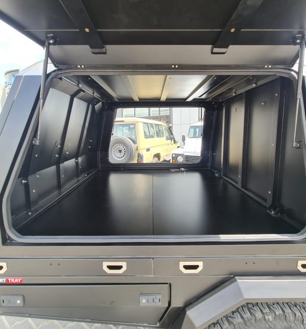 LC79 Double Cab TRAY & CANOPY
