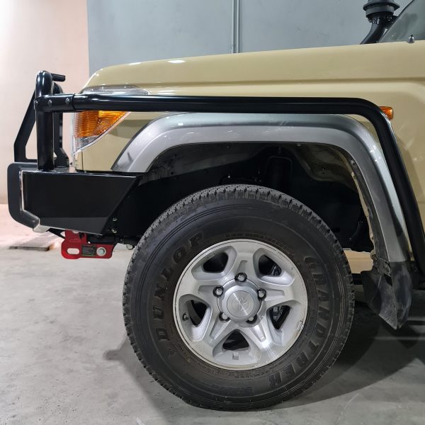 TOYOTA LC76 SIDE STEPS & RAILS