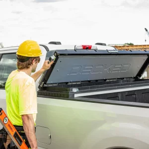 DECKED TOOL BOX WITHOUT LADDER