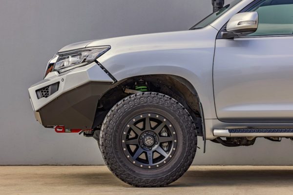 PRADO 150 RAID BULL BAR