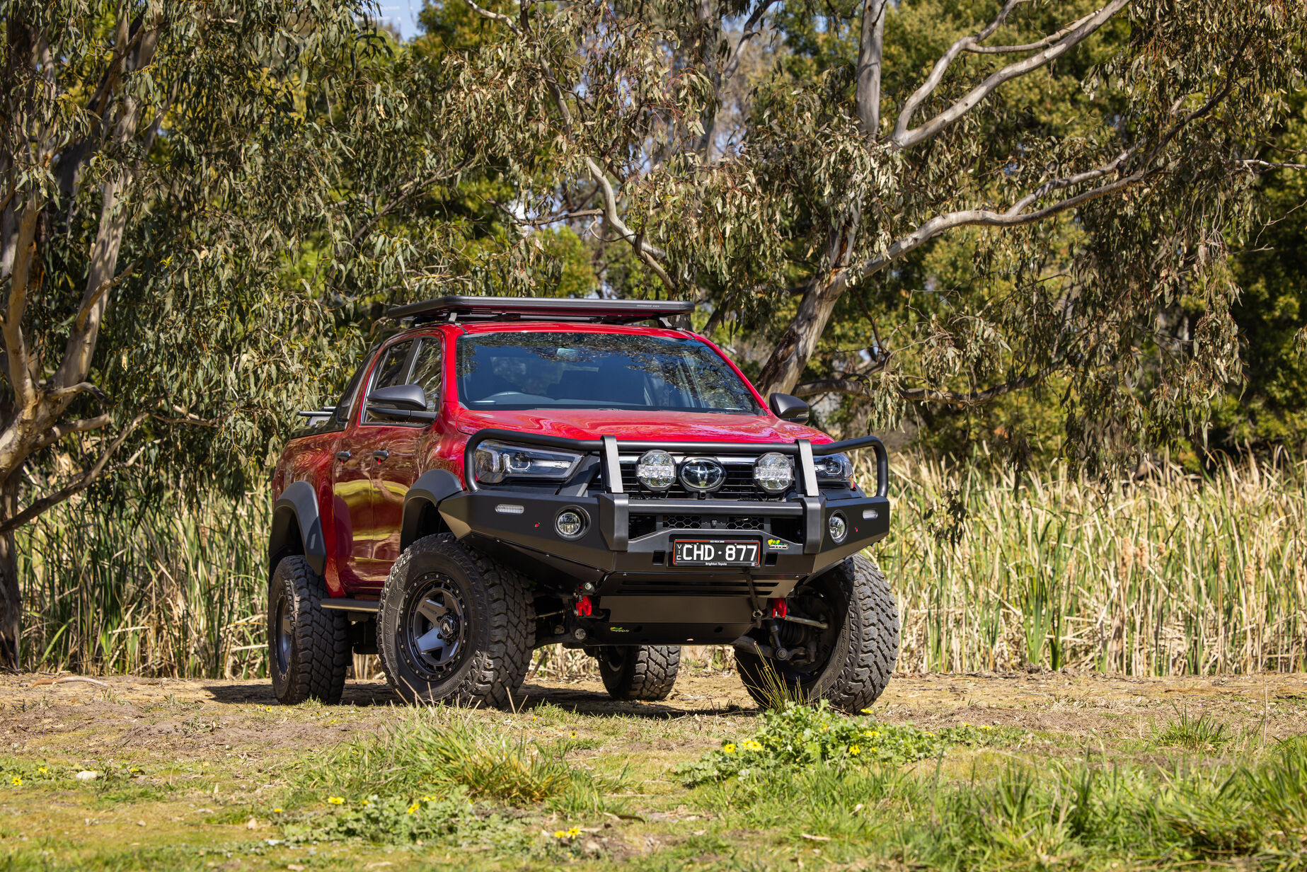 HILUX ROGUE 2023+ DELUXE BULL BAR