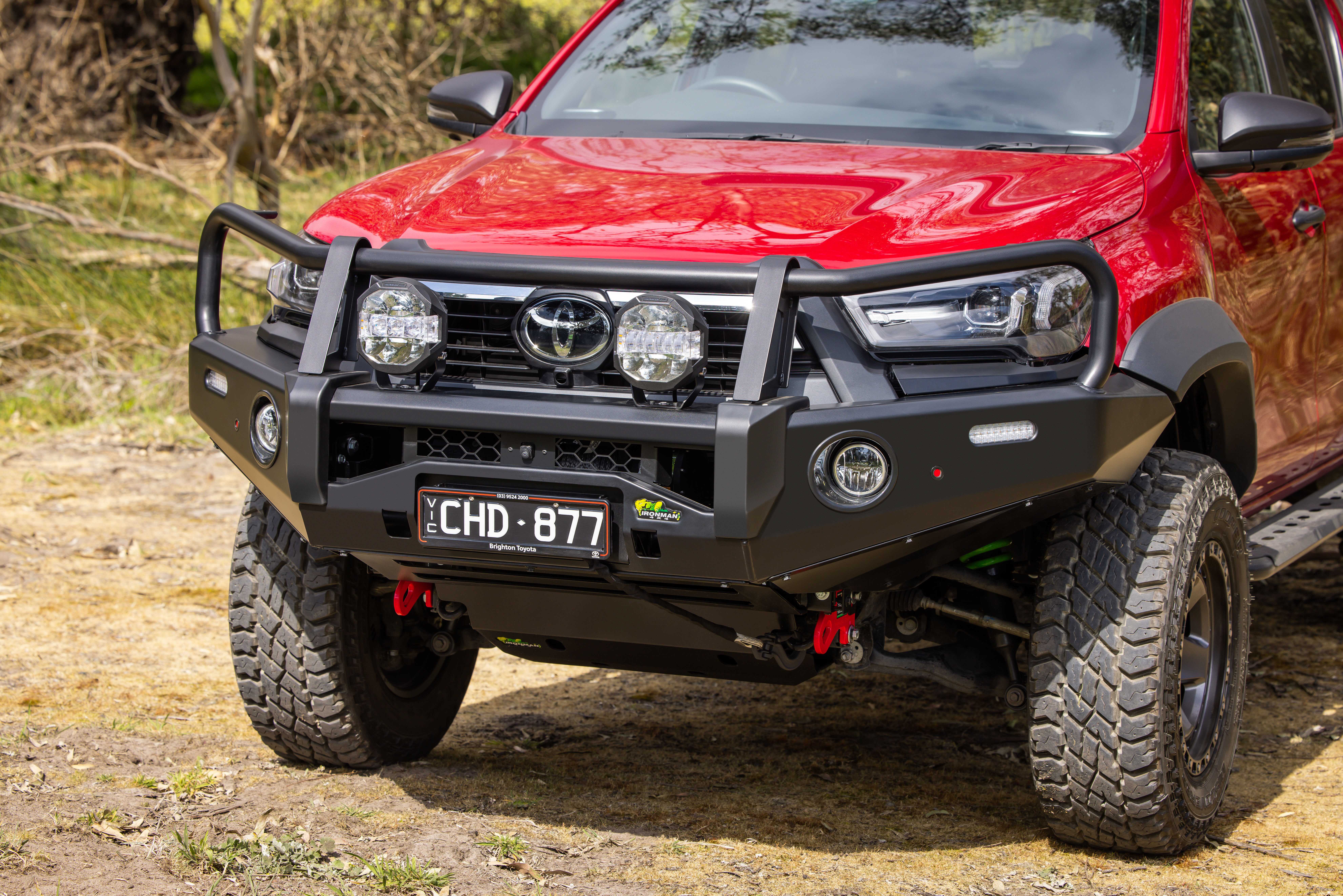 HILUX ROGUE 2023+ DELUXE BULL BAR