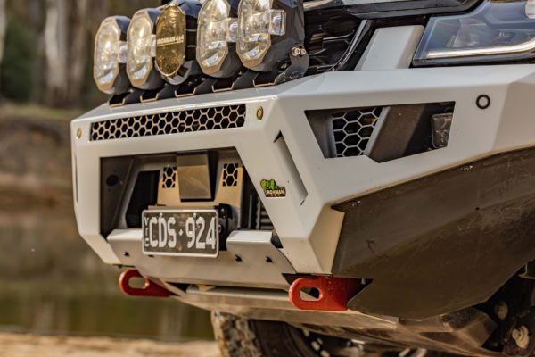 FORD EVEREST RAID BULL BAR