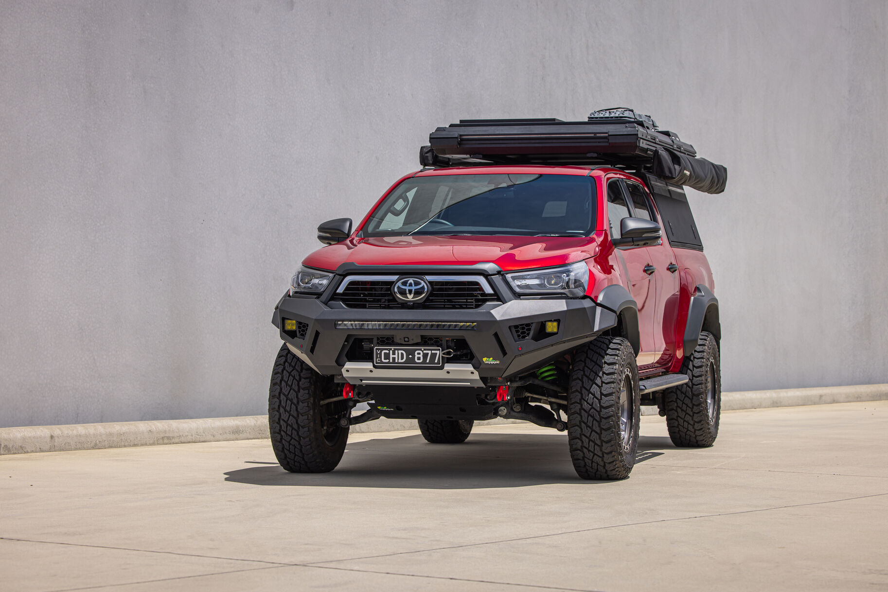 HILUX ROGUE 2023+ RAID BULL BAR