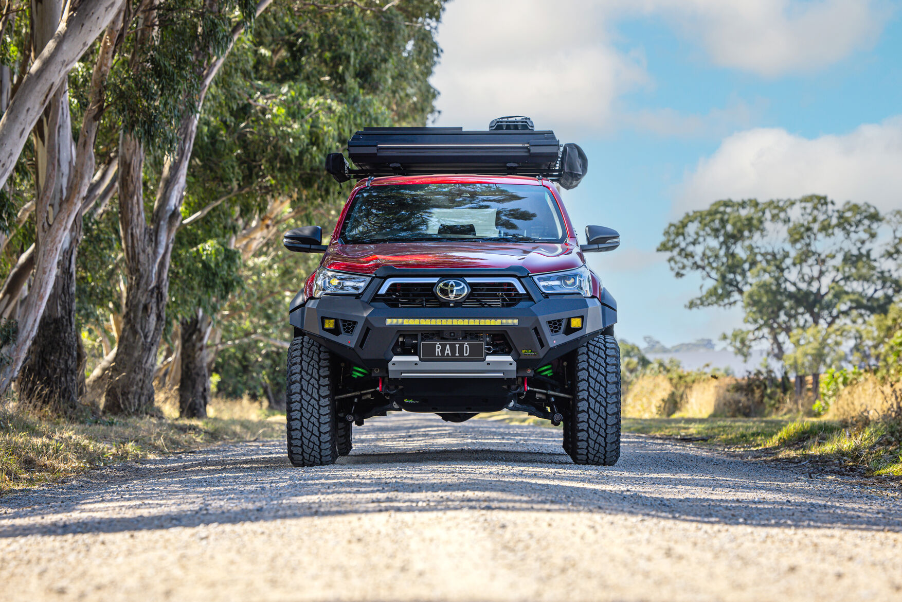 HILUX ROGUE 2023+ RAID BULL BAR