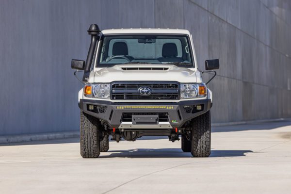 LC70/LC71/LC76/LC78/LC79 RAID BULL BAR