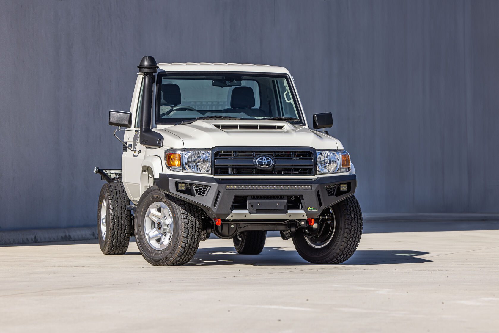 LC70/LC71/LC76/LC78/LC79 RAID BULL BAR